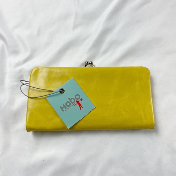 HOBO Handbags - NWT HOBO Noelle wallet sunflower color